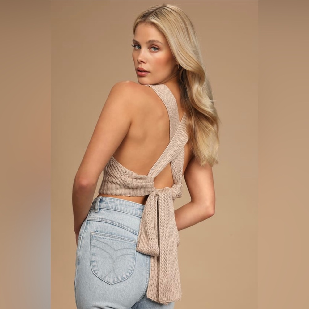 LULU’S Get You Back Taupe Tie-Back Cropped Sweater Tank. Large. Taupe. NWT.
